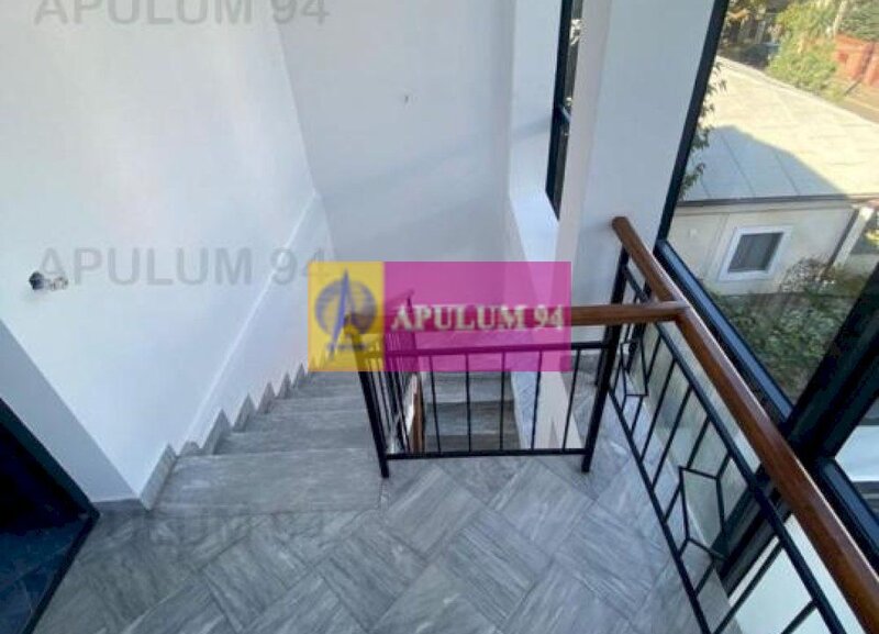 Vila | Zona Bucurestii Noi | Damaroaia